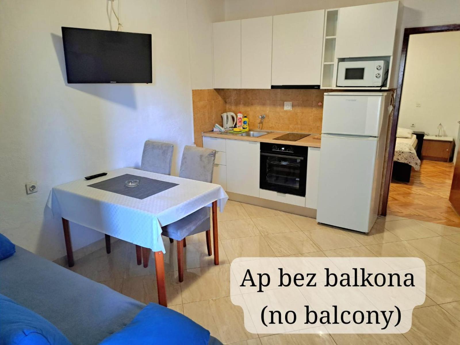 Apartmani R&B Radalj 마카르스카 객실 사진